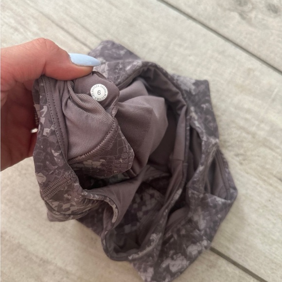 Lululemon Wunder Train Longline Bra *Medium Support, C/D Cup - Picture 5 of 7